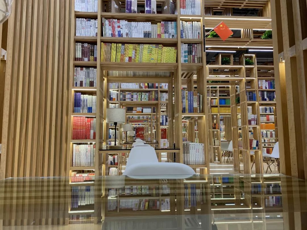 快来打卡华侨城,快来打卡文明城市又添新风景