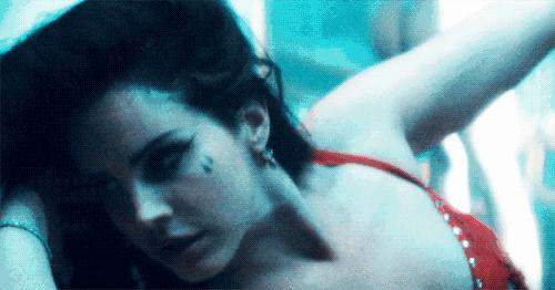 不完美歌曲完整版原唱,不完美的歌曲完整版原唱