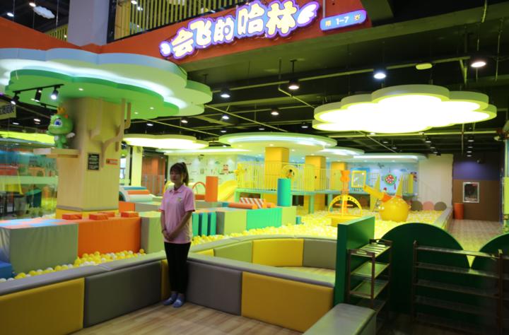 聊城当代国际购物中心负一楼,聊城当代购物中心9周年庆典