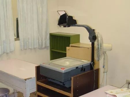 投影仪怎么合并,投影仪怎么完美匹配幕布