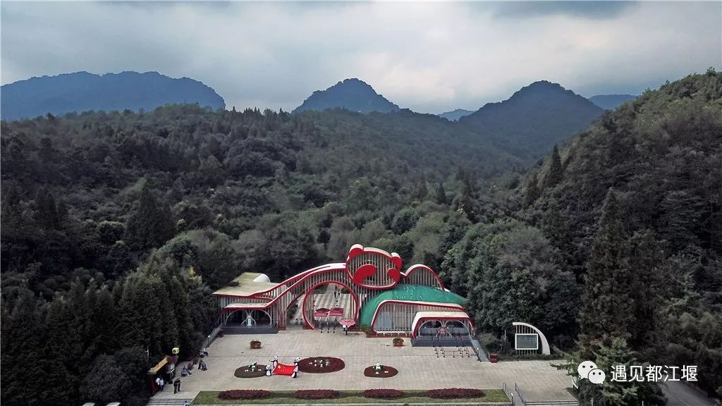 和五星红旗合影九宫格,与五星红旗合影