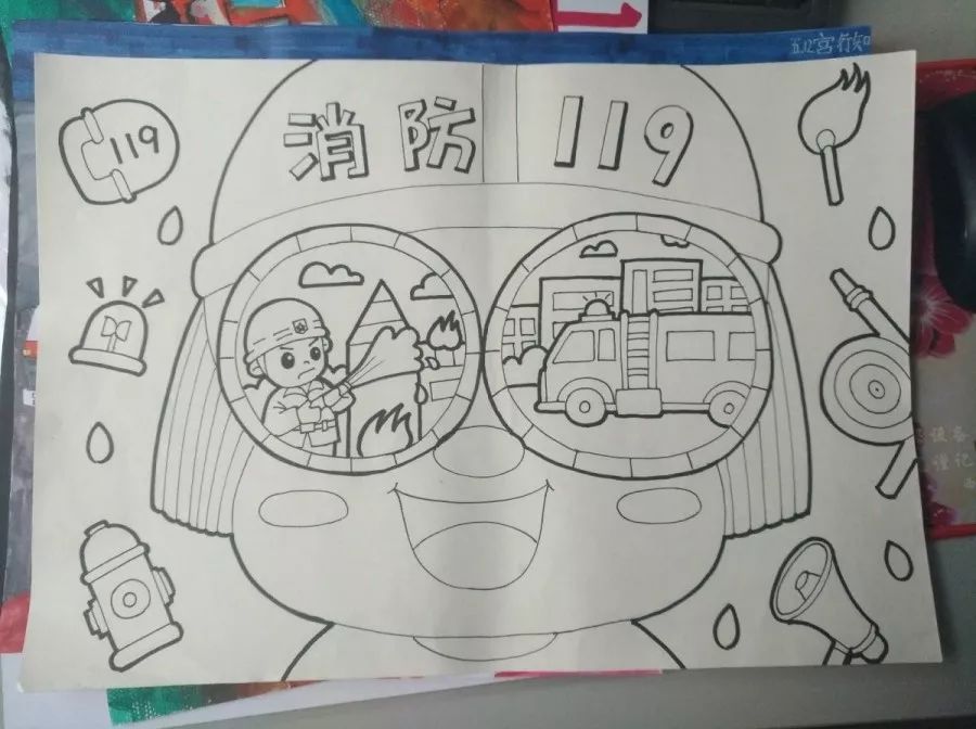 小学生惊艳绘画,高质量小学生绘画作品