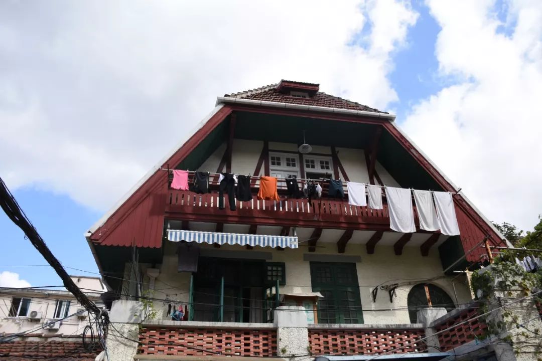 【探秘】长宁这条不起眼的小马路，竟藏有中国“烟卷大王”洋气的老宅……