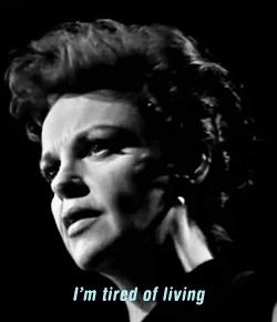 她因整容失败,她曾被爆整容过度如今成素颜女神