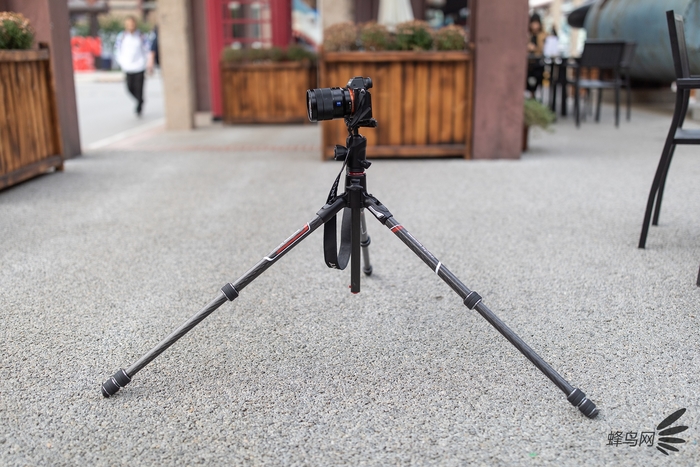 轻便性价比三脚架,轻便脚架