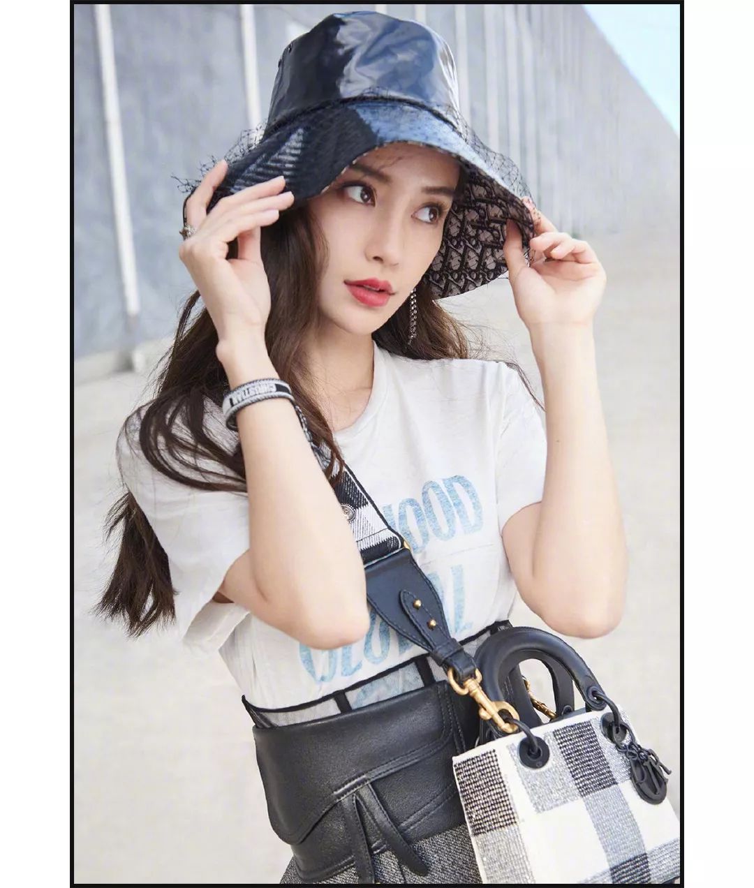 杜飞穿背带裤,杜飞穿背带裤图