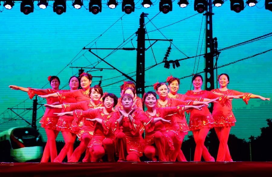 舞出风采舞蹈队,舞出风采健身队