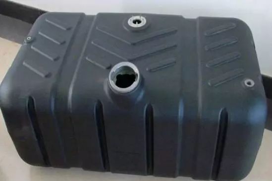 摩托车油表针不会动了怎么回事,加了30元油油表没变化