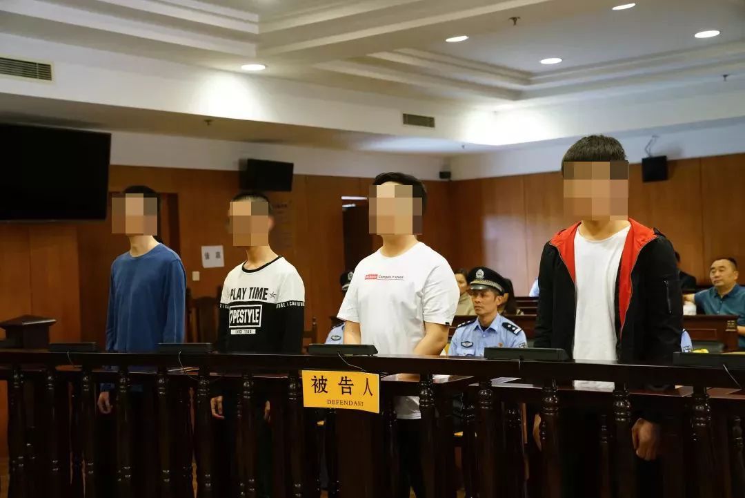 做游戏外挂牟利如何定罪,打游戏开挂会被罚款么