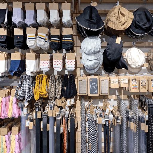 不用海淘代购的化妆品,宋妍霏同款平价包包