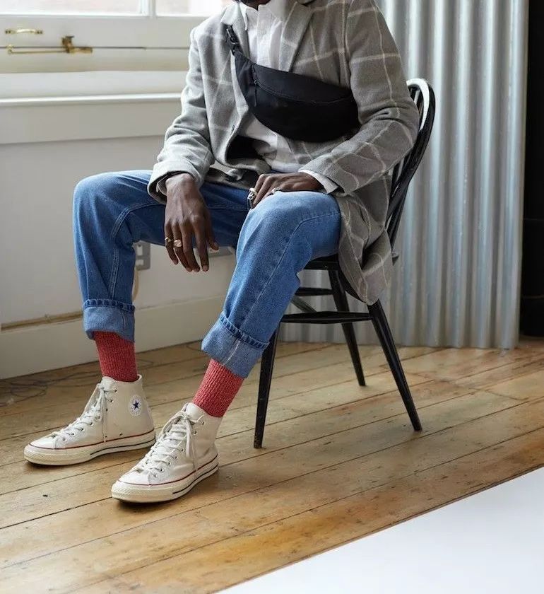 一双骚袜，男人品位升级第1步｜基本款