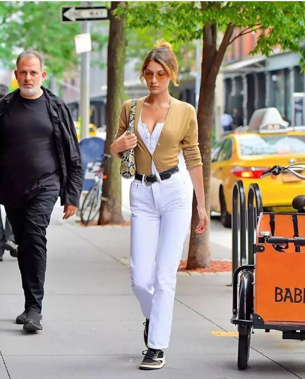 骨架大高个子女生怎么穿搭,肩宽骨架大胖妹妹怎么穿