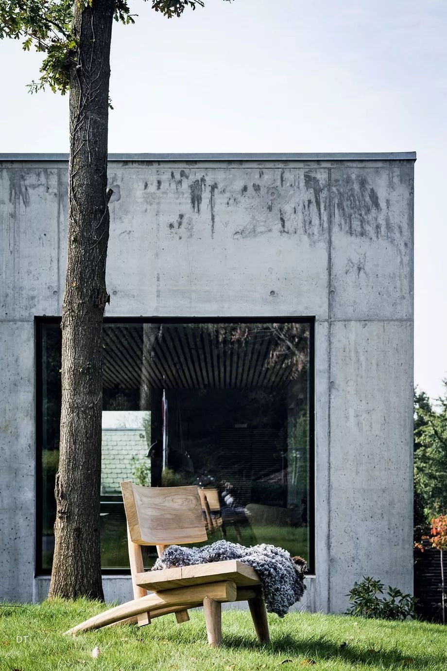 一面水泥墙惊艳了整个院子,水泥墙中式风格