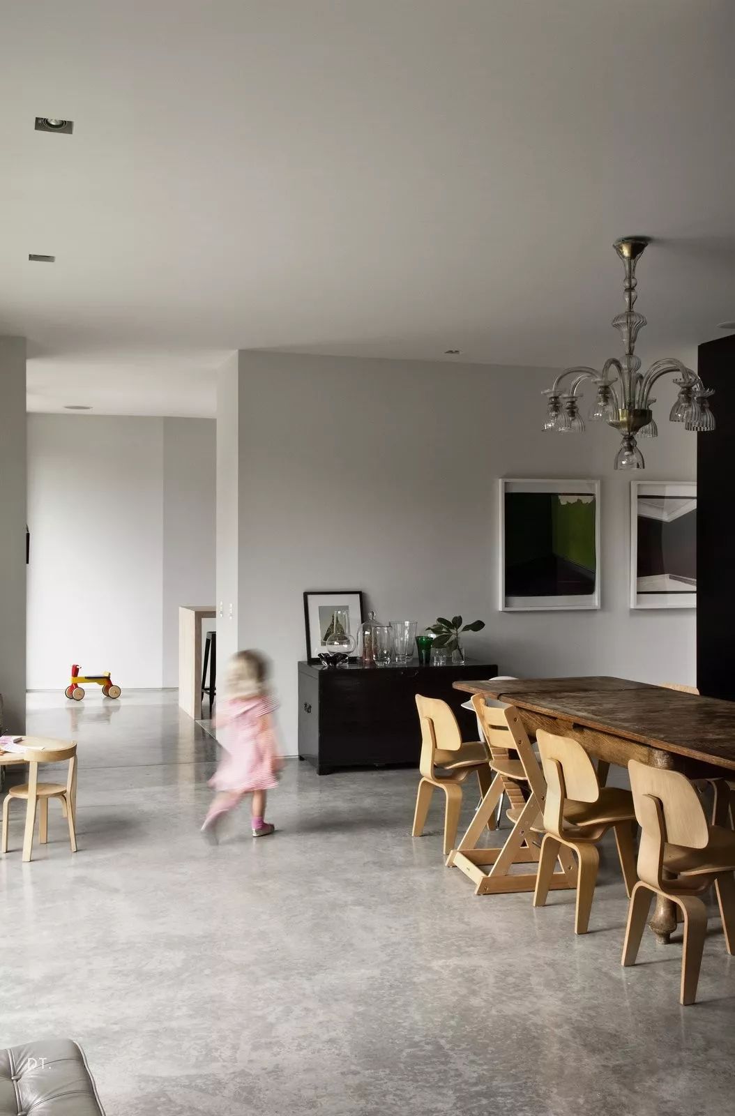 一面水泥墙惊艳了整个院子,水泥墙中式风格