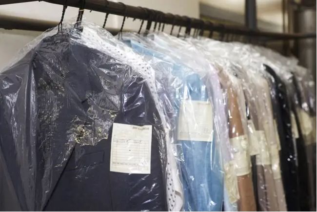 干洗到底是怎么洗的,干洗是干的吗