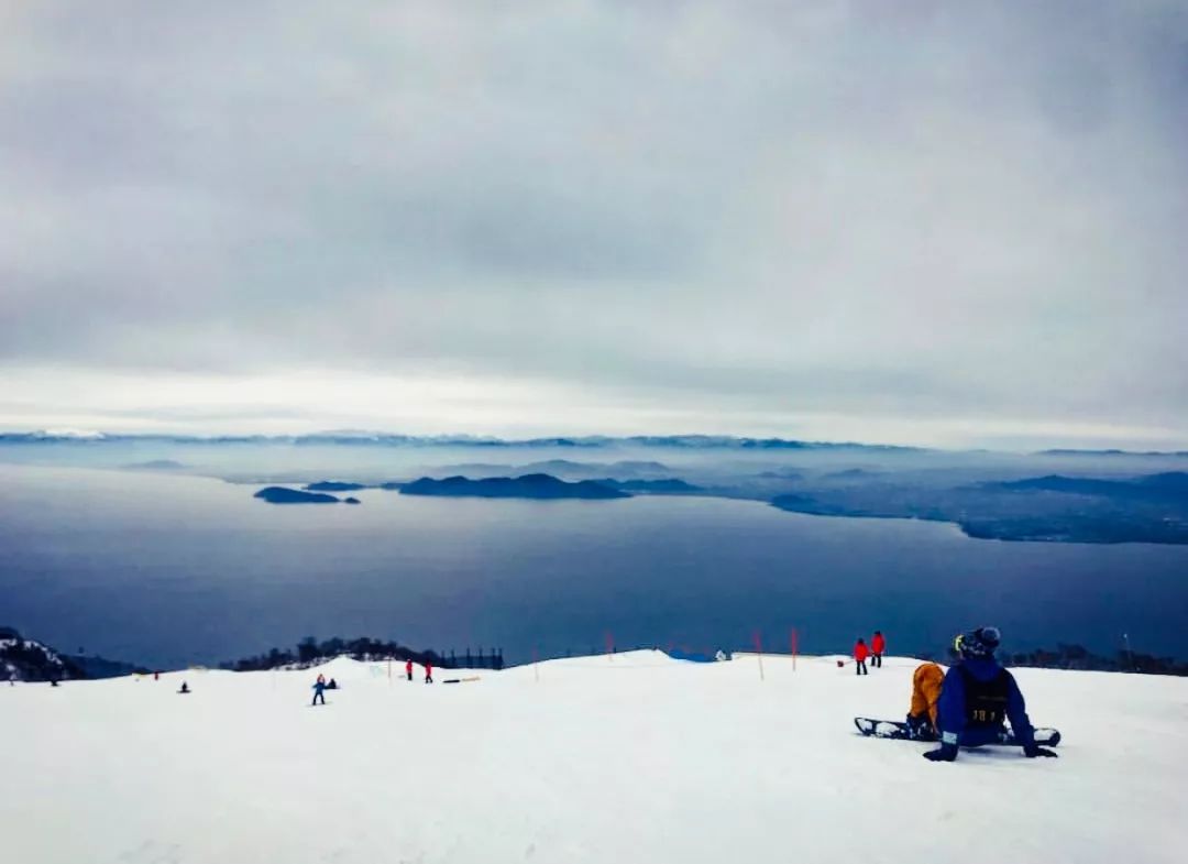 泡全球仅一家的珍珠温泉，上小众景美的雪场滑雪，99%游客都不知道的日本玩法