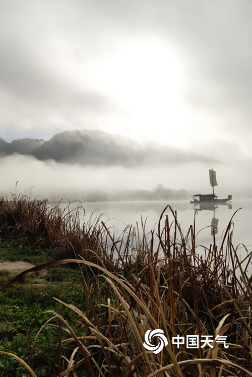 神农架雾蒙蒙,湖北神农架冬日云海浩瀚
