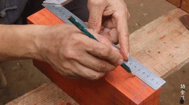 61岁中国大爷火爆外媒,61岁大爷惊呆外国人