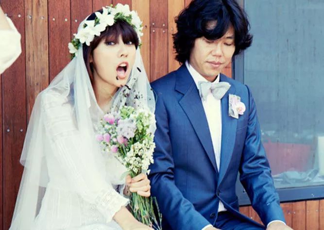 那些嫁给了爱情的女生现在幸福吗,那些嫁给爱情的女人最后怎么样了