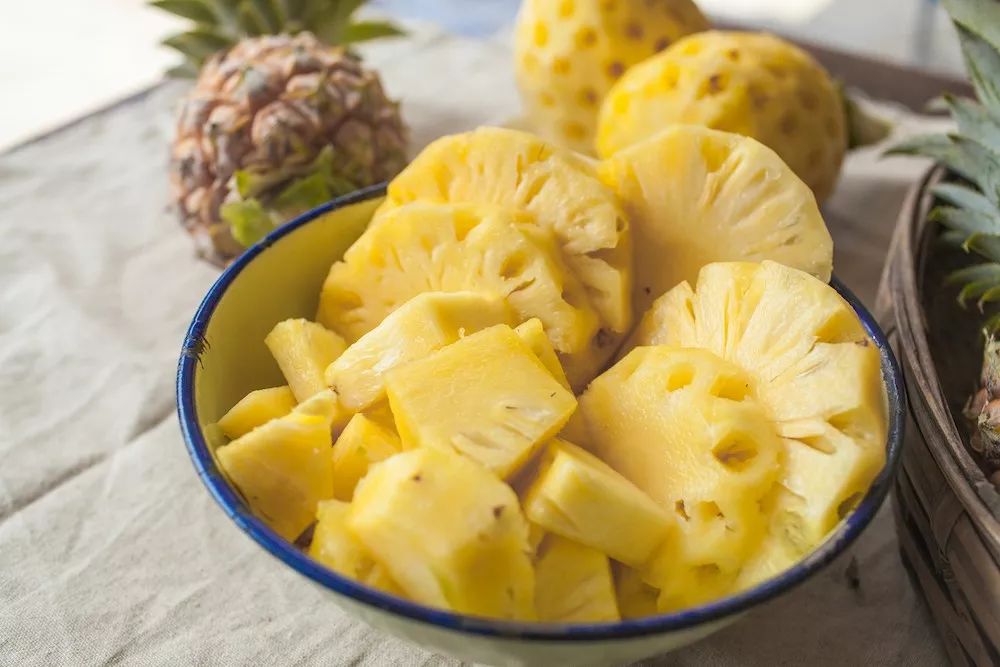 一月哪些星座桃花运最旺,10月份桃花运最强的三大星座