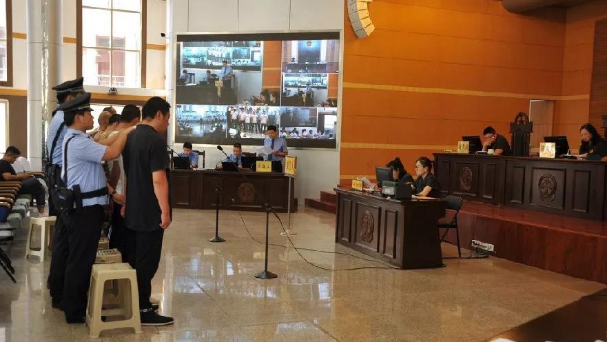 “济宁女婿”开发麻将APP，总代理卖房卡最高日进7万元