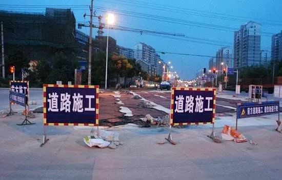 「寻龙记8」临工E6135F挖掘机评测：精雕细琢匠人本色