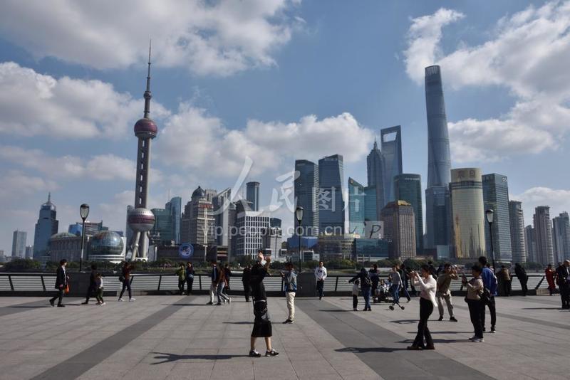 上海外滩白天景色最新,上海七月外滩天气情况