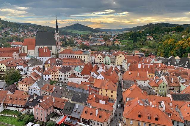 借一场旅行遇见最美的美景,旅行看最美的风景