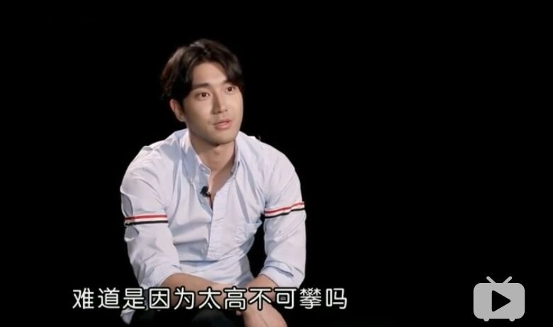 奚梦瑶超模刘雯,刘雯何穗奚梦瑶