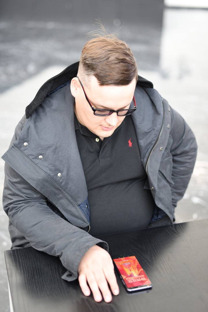 旅居中国10年老外变身“人肉代购”，双十一购物车快撑爆了……