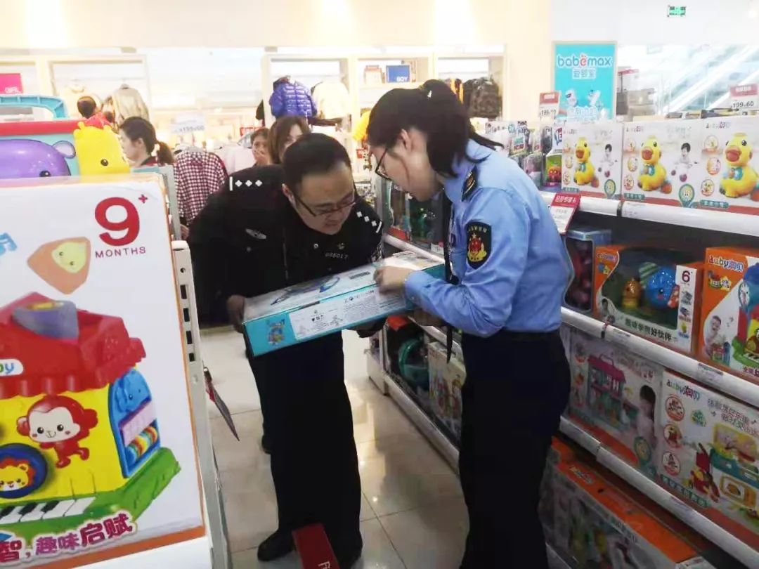 上海警方跨省打假玩具,上海警方跨省广东打假玩具