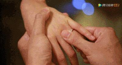 不要让你暴露你的年龄,别让皮肤暴露了你的年龄