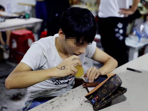 法治进行时假冒产品,lv假货案后续