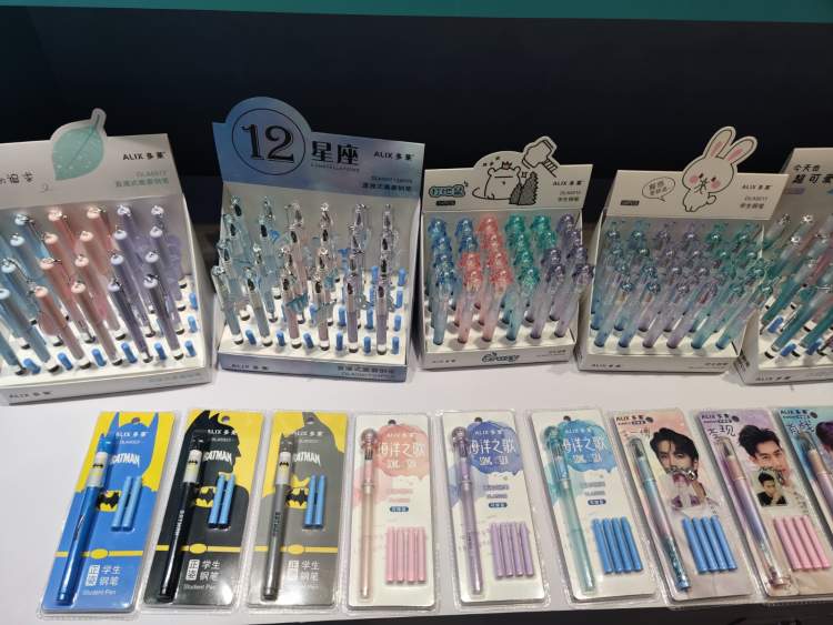 钢笔式可擦中性笔,钢笔墨水可擦