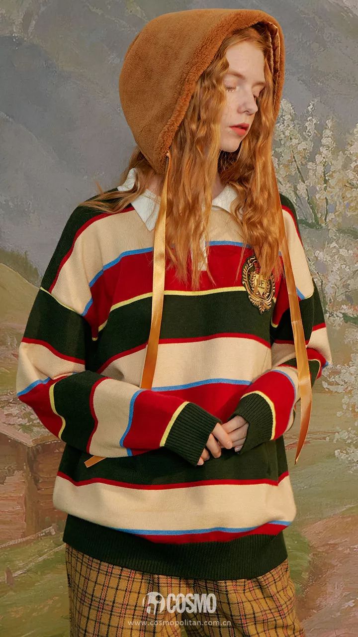 好久不见的ITgirl钟小姐，毛衣很不错喔