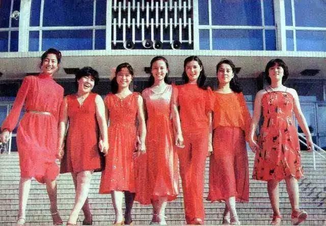 好姑娘是怎么一点一点变坏的(1980-1989)--艰难的叛逆和漫长的告别