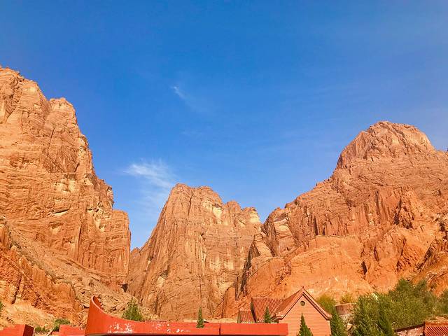 新疆南疆自驾最详细旅游攻略,从南疆自驾到北疆的最佳路线