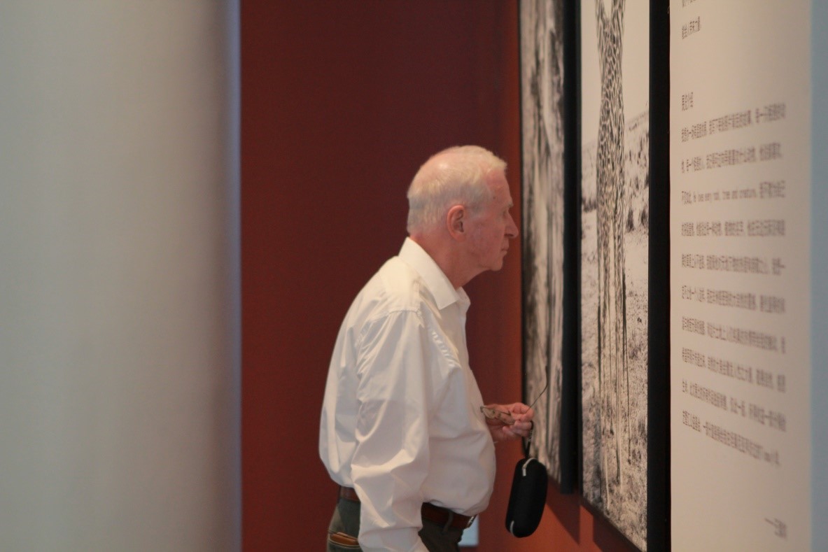 “Photo三亚”之《魅影非洲》公益摄影展在即空间开幕