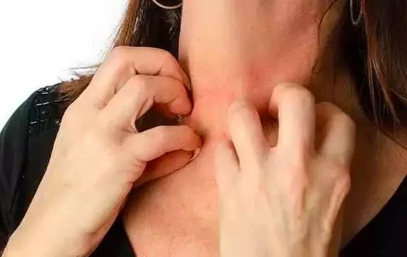 提升穿搭氛围感的秋冬围巾推荐,围巾选款看这里