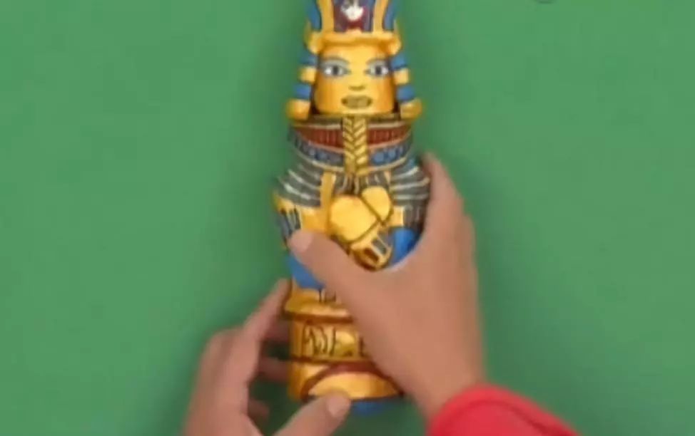 艺术创想是小神龙俱乐部的吗,小神龙俱乐部里的艺术创想