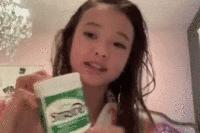 迷人计丨Jennie11岁的妹妹在“刷酸”？被闭口包围的我都不敢尝试