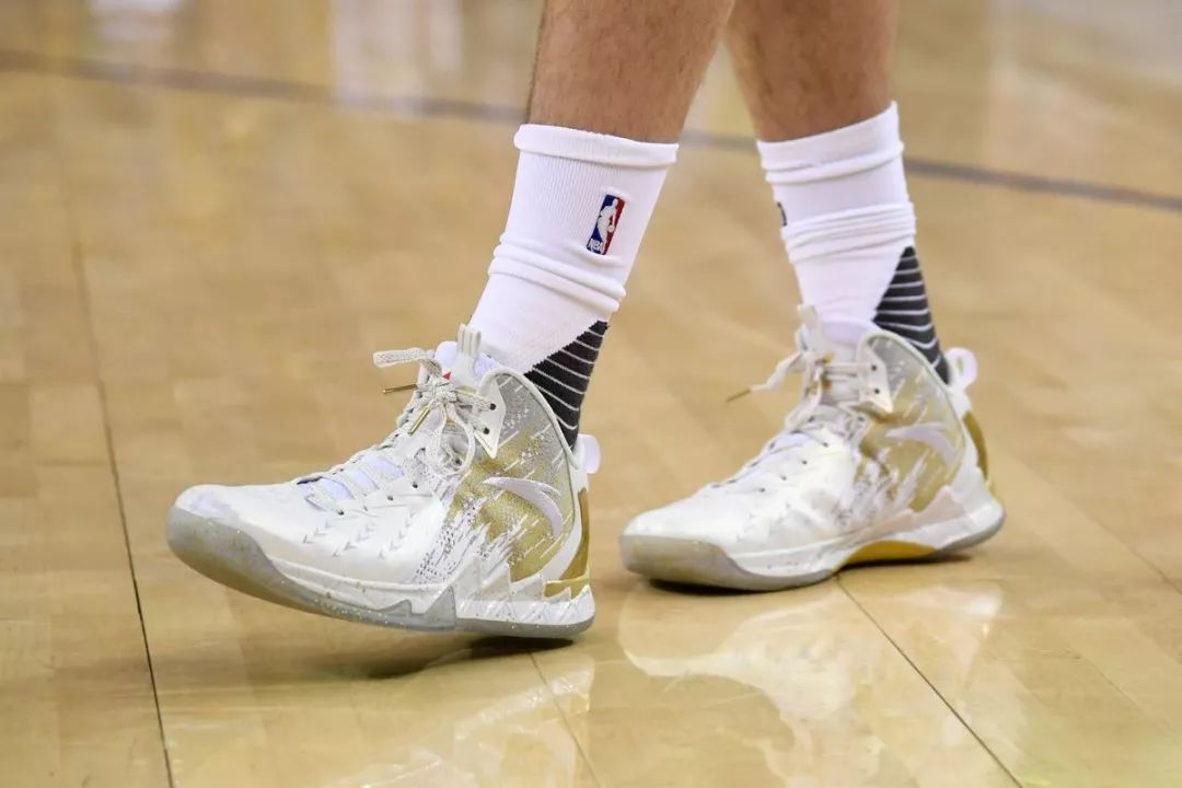 看鞋识男人是什么意思,看鞋知档次男士鞋