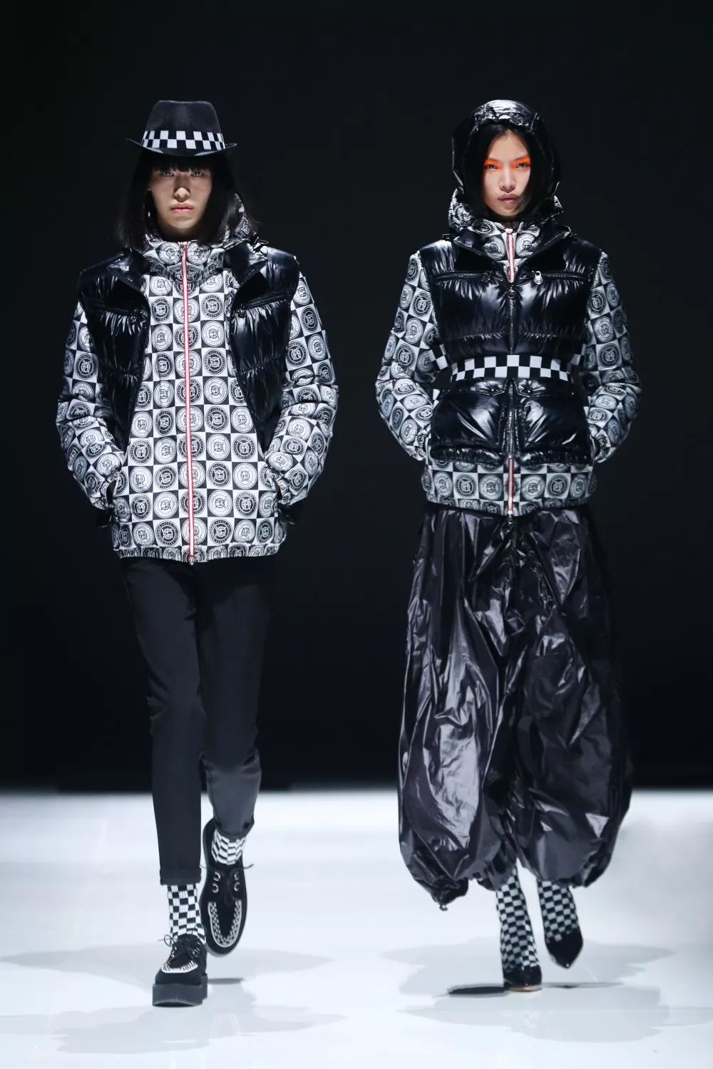 爱马仕传奇钦点,海外ins求代购,波司登X高缇耶联名火爆全球?