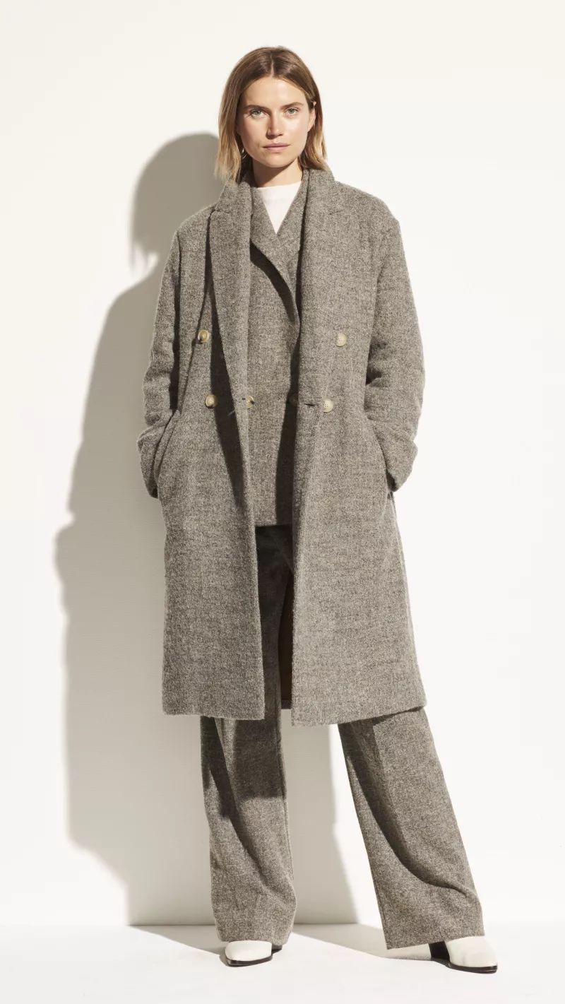 什么牌子的大衣好看又实用,大衣冬季必买的款式不过时