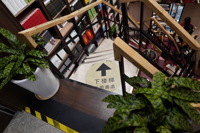 腾龙24mmf2.8定焦镜头视频测试,腾龙最新e卡口镜头