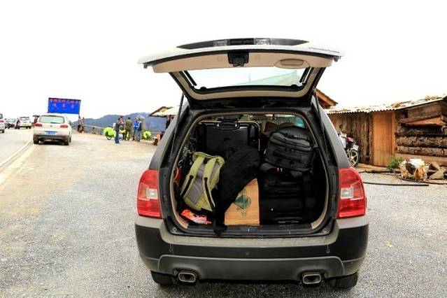 泸沽湖虎跳峡香格里拉怎么坐车,丽江香格里拉泸沽湖虎跳峡