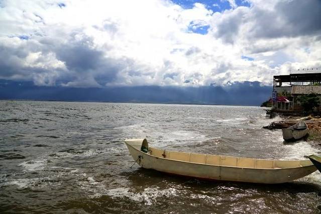泸沽湖虎跳峡香格里拉怎么坐车,丽江香格里拉泸沽湖虎跳峡