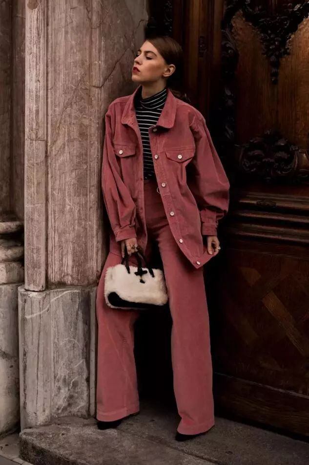 热门灯芯绒,高品质的灯芯绒