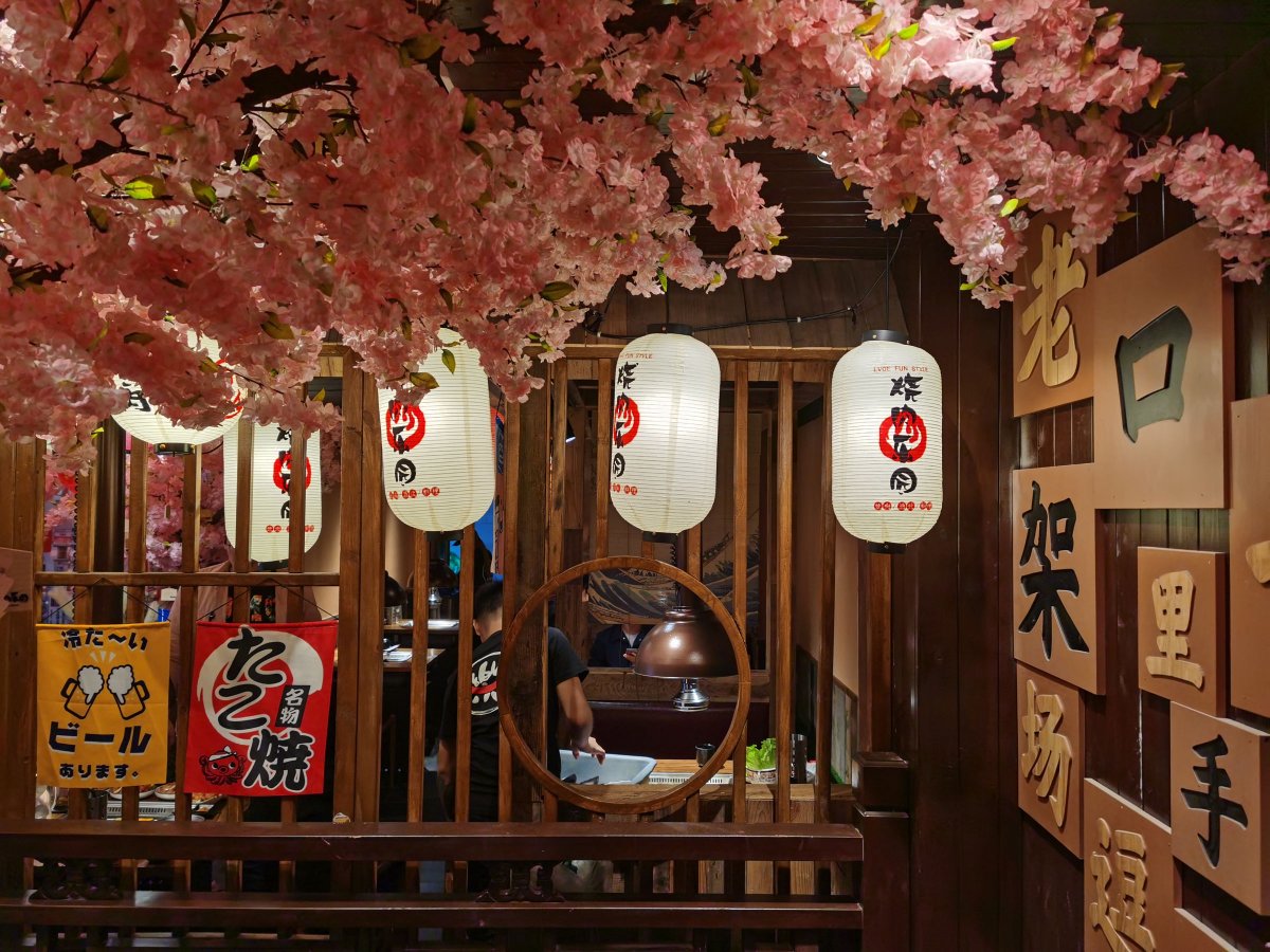 huaweimate30pro摄像头更换,huaweimate30pro后置摄像头不聚焦