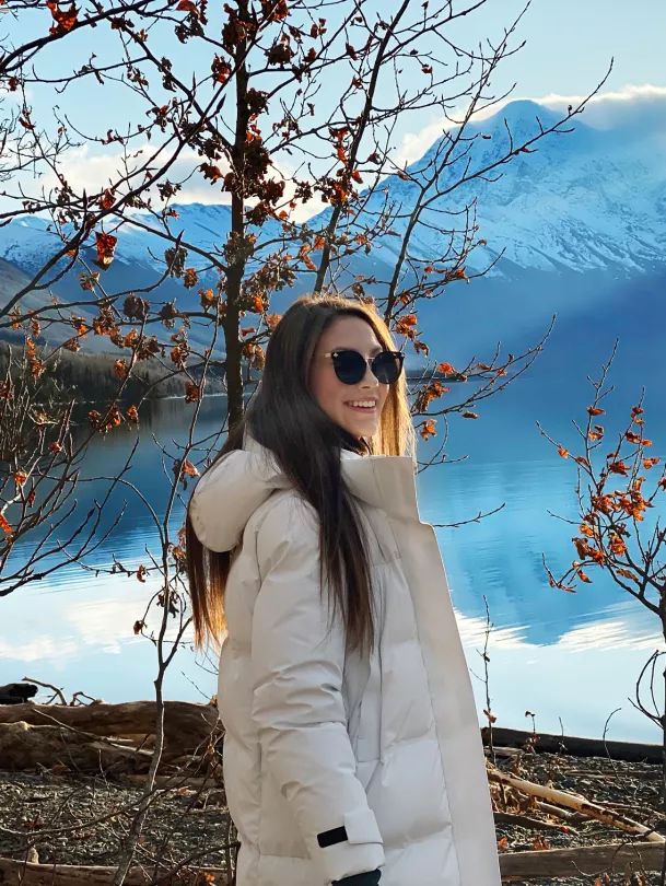 李宇春最新短款羽绒服,李宇春同款羽绒服长款